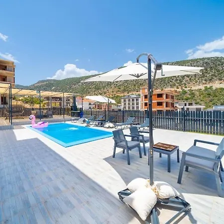 Villa Villamsiyahcati *